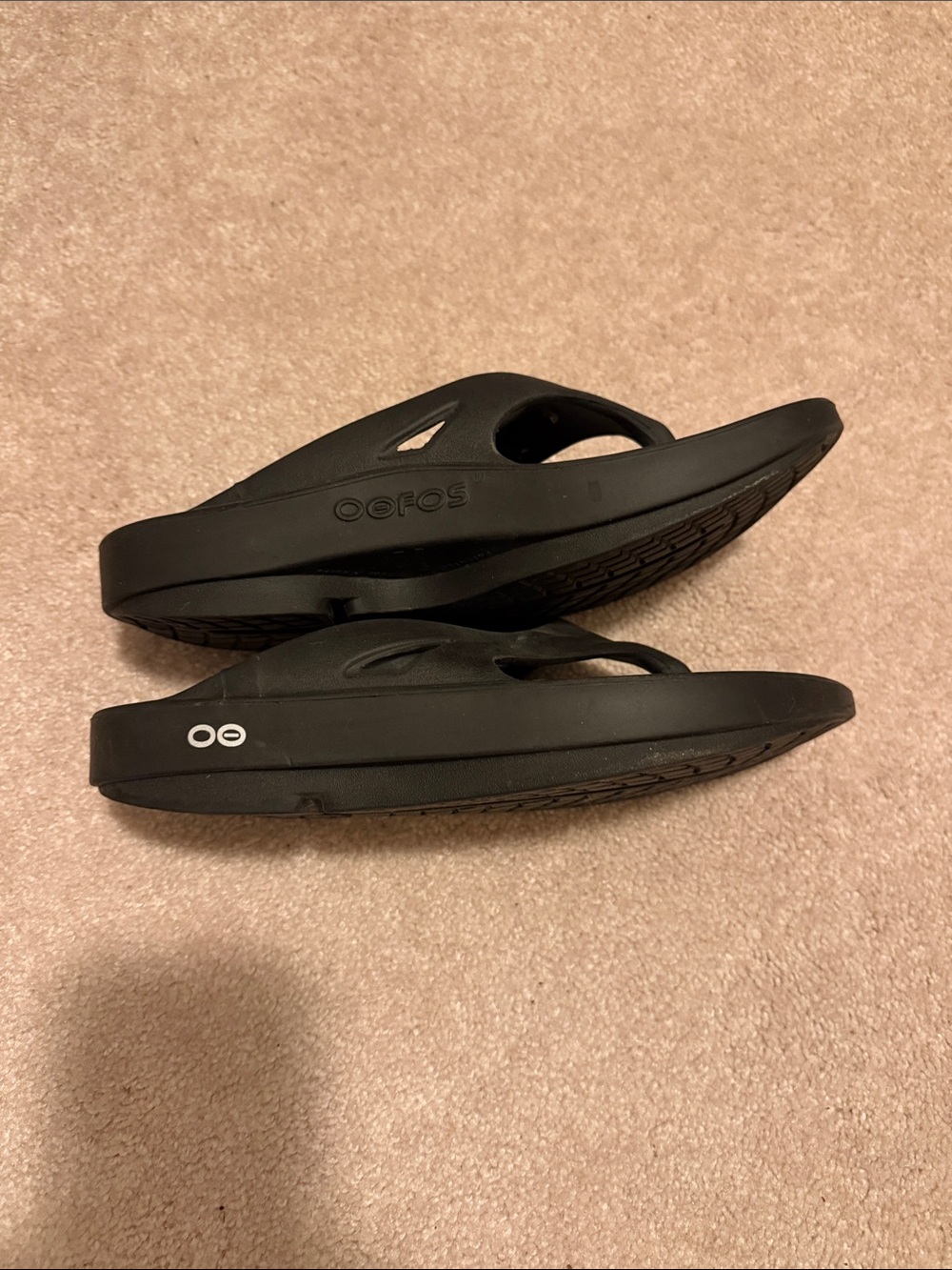 OOFOS original flip flop. Women’s sz 8 (men’s size 6) Black - Picture 5 of 6